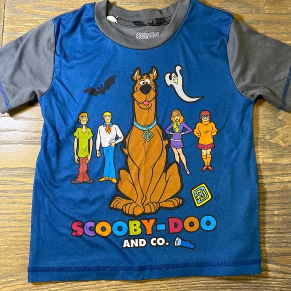 Boys Size 5 Scooby Pajama Shirt